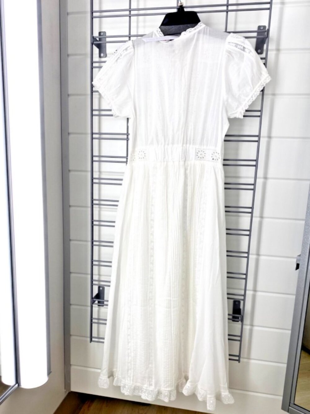 House of Harlow 1960 White embroidered lace cotton short sleeve Midi Dress - Picture 3 of 4
